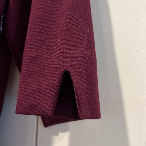 White House White Market Top Maroon Color Size 8 Short Sleeve - Picture 5 of 8